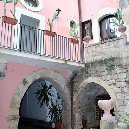 Arco Antico 4* Syracuse