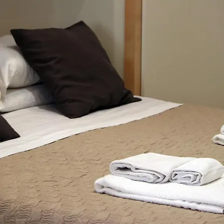 Arco Antico Aparthotel 3*