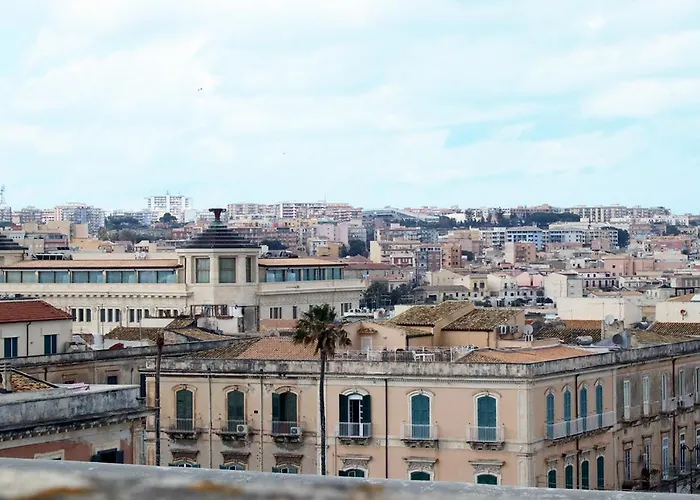 Arco Antico Apartahotel 4*